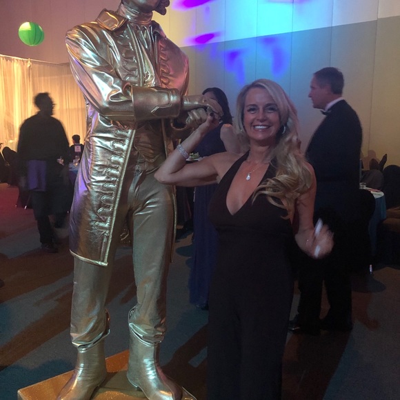 Meet your Posher, Tamy - Picture 2 of 3